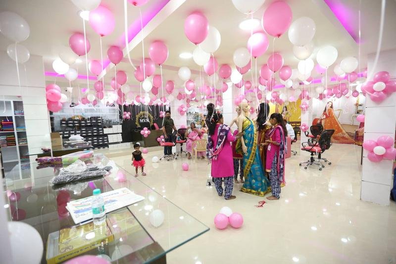 Mvk Silks | Franchise Cost – How to get, Contact, Apply, Fee