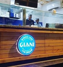 Giani’s